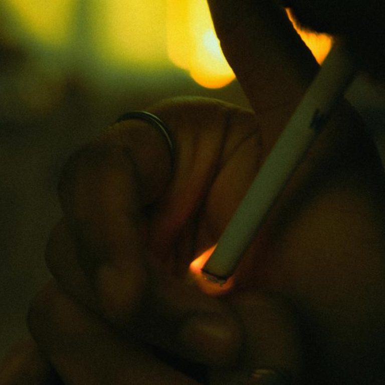 Addiction-problem-93e3e377e25646da93cb6a8dc4446e50