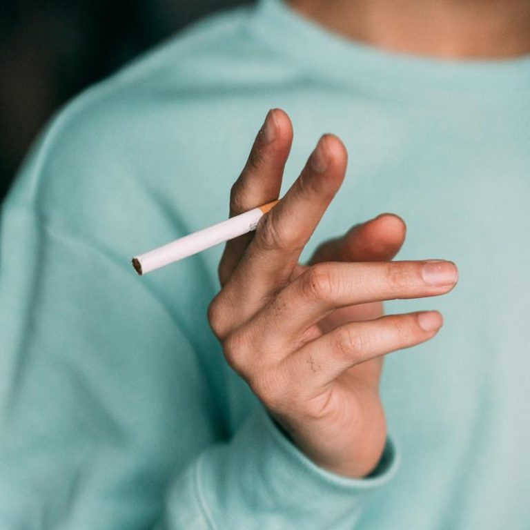Cigarette-addiction-3e113ef1a8b94917a7c638db290cabe3