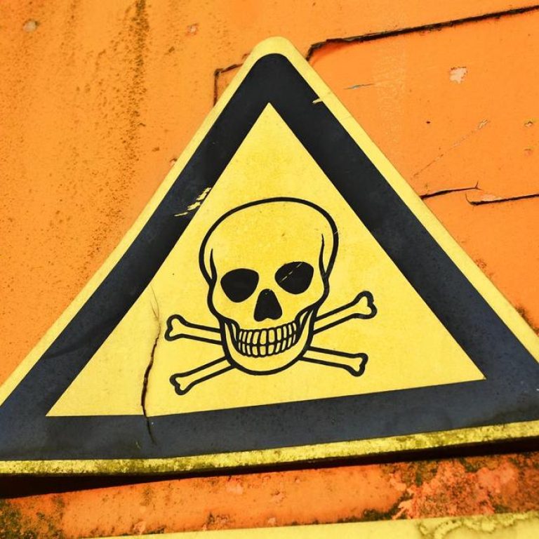fentanyl-warning-9b791121e6c243dbbb3399f280e695bf