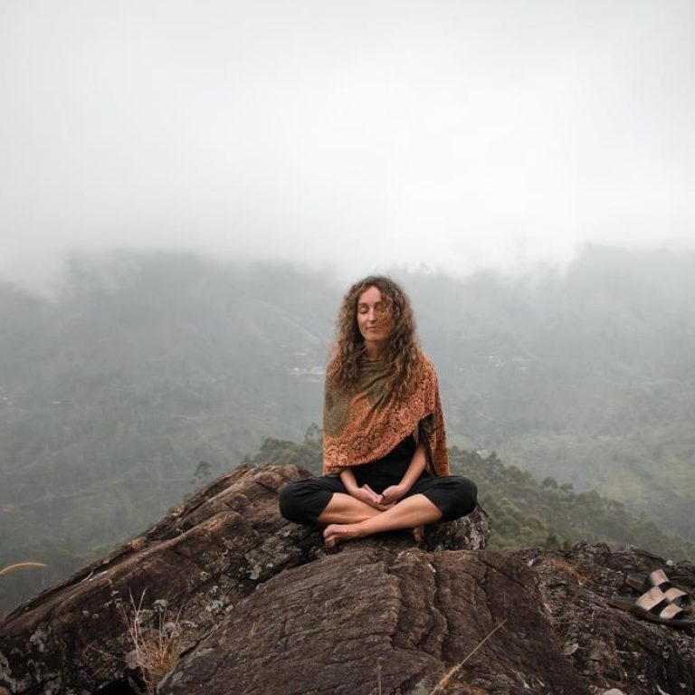 meditation-outdoors-16d0b47d706d4752b22790447c656832